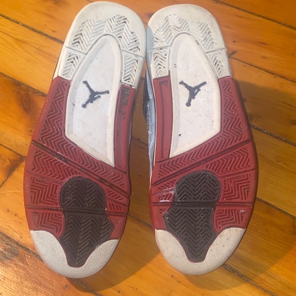 Retro Jordan 4s - Picture 10 of 16